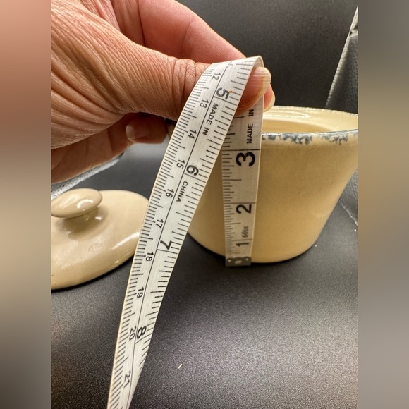 Home and Garden Party Ltd Floral Crock with Lid 2000 Made In USA Stoneware - Picture 8 of 8